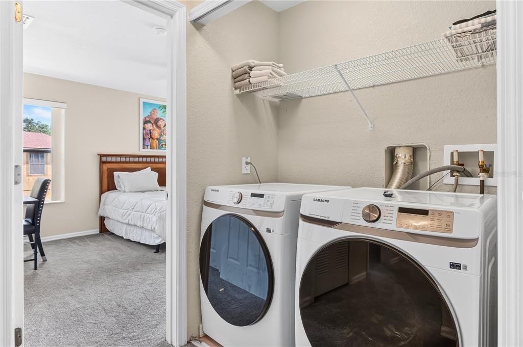For Sale: $289,999 (4 beds, 3 baths, 1856 Square Feet)