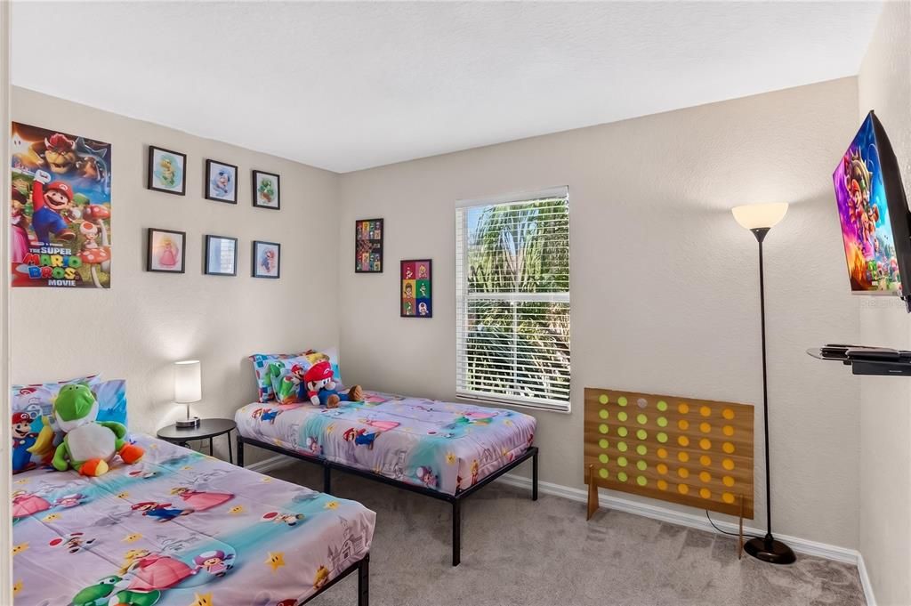 For Sale: $289,999 (4 beds, 3 baths, 1856 Square Feet)