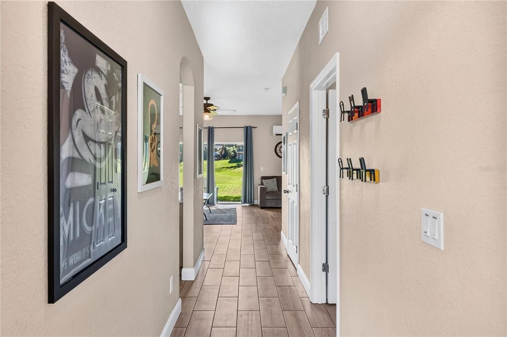 For Sale: $289,999 (4 beds, 3 baths, 1856 Square Feet)