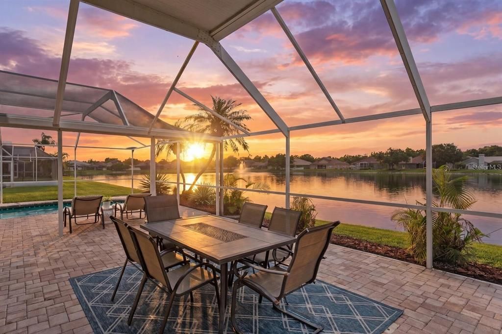 En Venta: $649,000 (4 camas, 3 baños, 2625 Pies cuadrados)