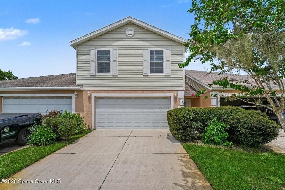 For Sale: $380,000 (3 beds, 2 baths, 2214 Square Feet)