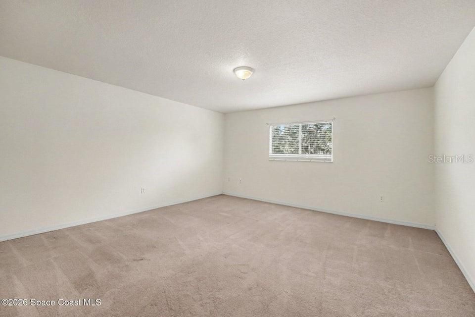 For Sale: $380,000 (3 beds, 2 baths, 2214 Square Feet)