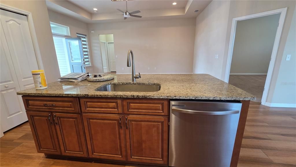 For Rent: $2,990 (3 beds, 2 baths, 1520 Square Feet)