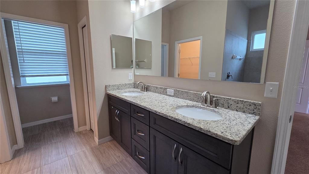 For Rent: $2,990 (3 beds, 2 baths, 1520 Square Feet)