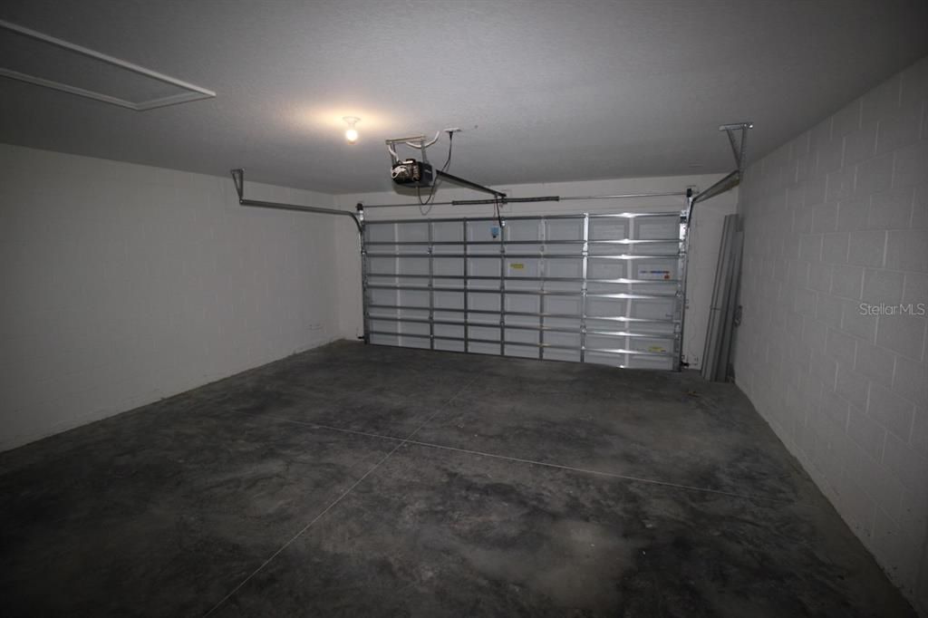 En Renta: $2,000 (4 camas, 2 baños, 1864 Pies cuadrados)