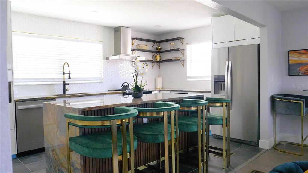 В аренду: $2,399 (1 спален, 1 ванн, 500 Квадратных фут)