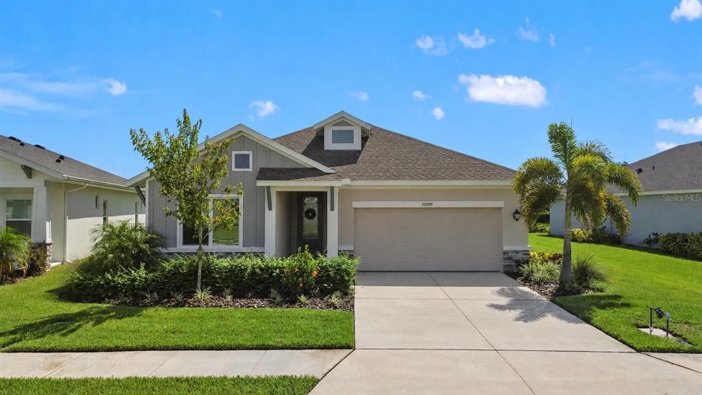 For Sale: $545,000 (4 beds, 3 baths, 2419 Square Feet)