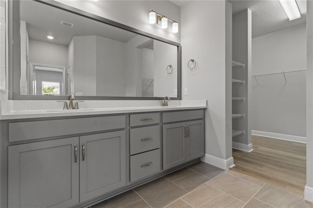 For Sale: $545,000 (4 beds, 3 baths, 2419 Square Feet)