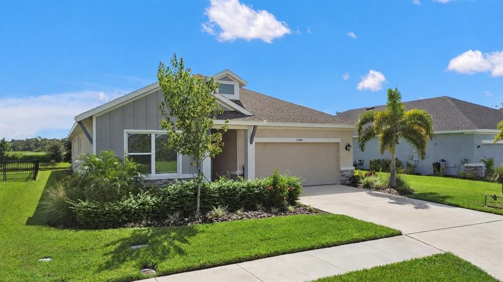 For Sale: $545,000 (4 beds, 3 baths, 2419 Square Feet)