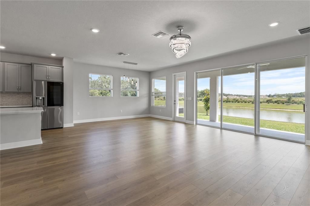For Sale: $545,000 (4 beds, 3 baths, 2419 Square Feet)