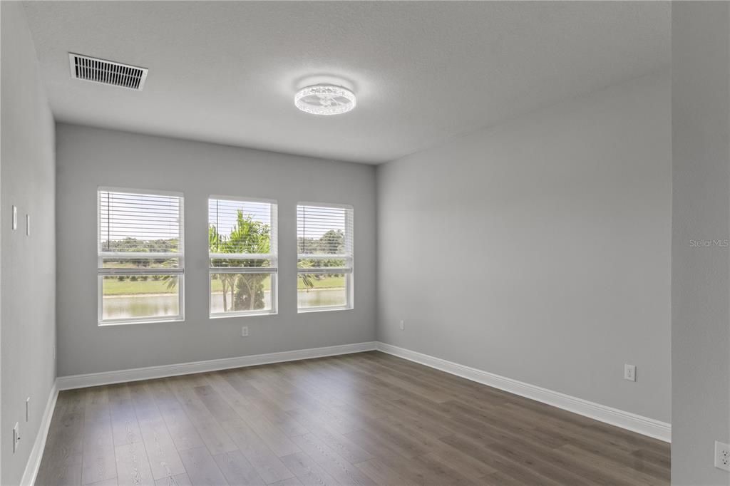For Sale: $545,000 (4 beds, 3 baths, 2419 Square Feet)