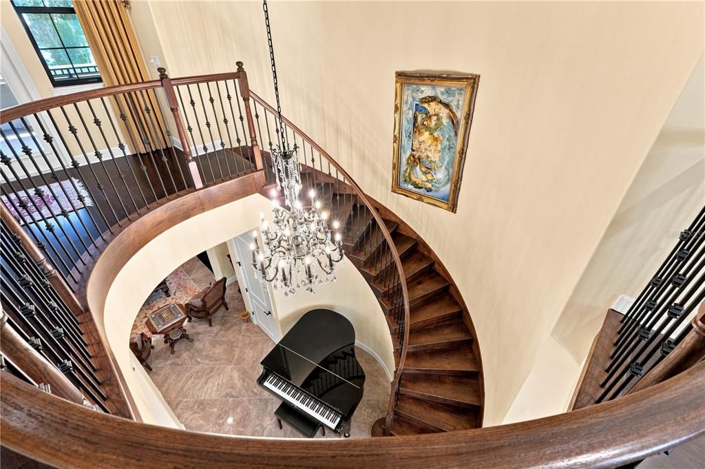For Sale: $2,699,000 (5 beds, 6 baths, 5670 Square Feet)