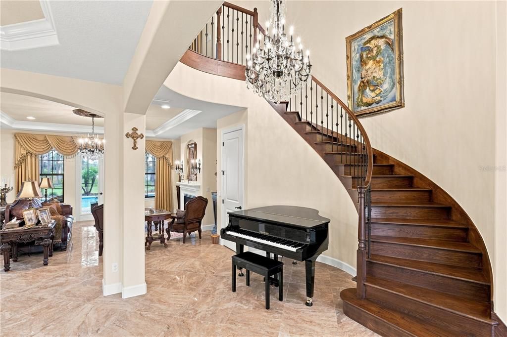 For Sale: $2,699,000 (5 beds, 6 baths, 5670 Square Feet)