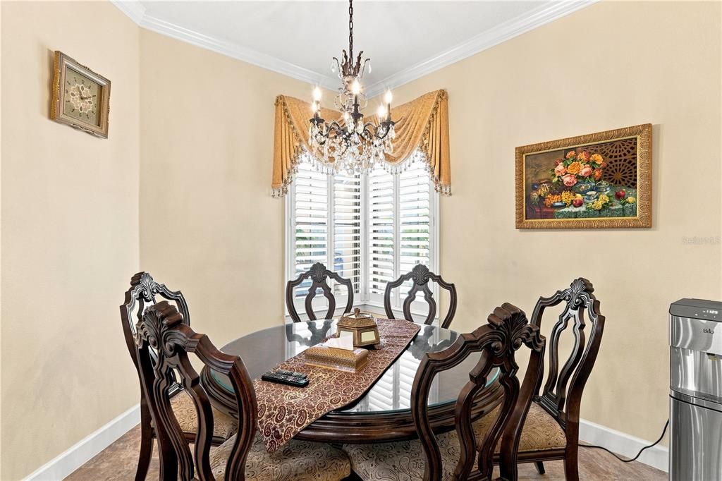 For Sale: $2,699,000 (5 beds, 6 baths, 5670 Square Feet)
