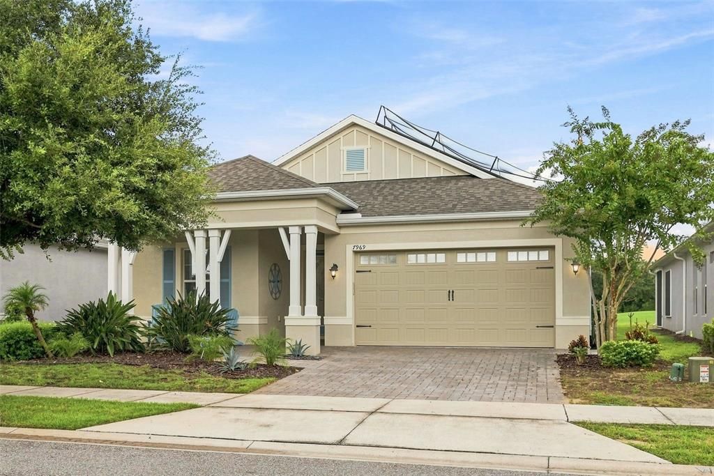 For Sale: $749,000 (3 beds, 2 baths, 2194 Square Feet)