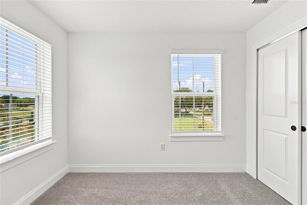 En Venta: $494,990 (4 camas, 3 baños, 2025 Pies cuadrados)