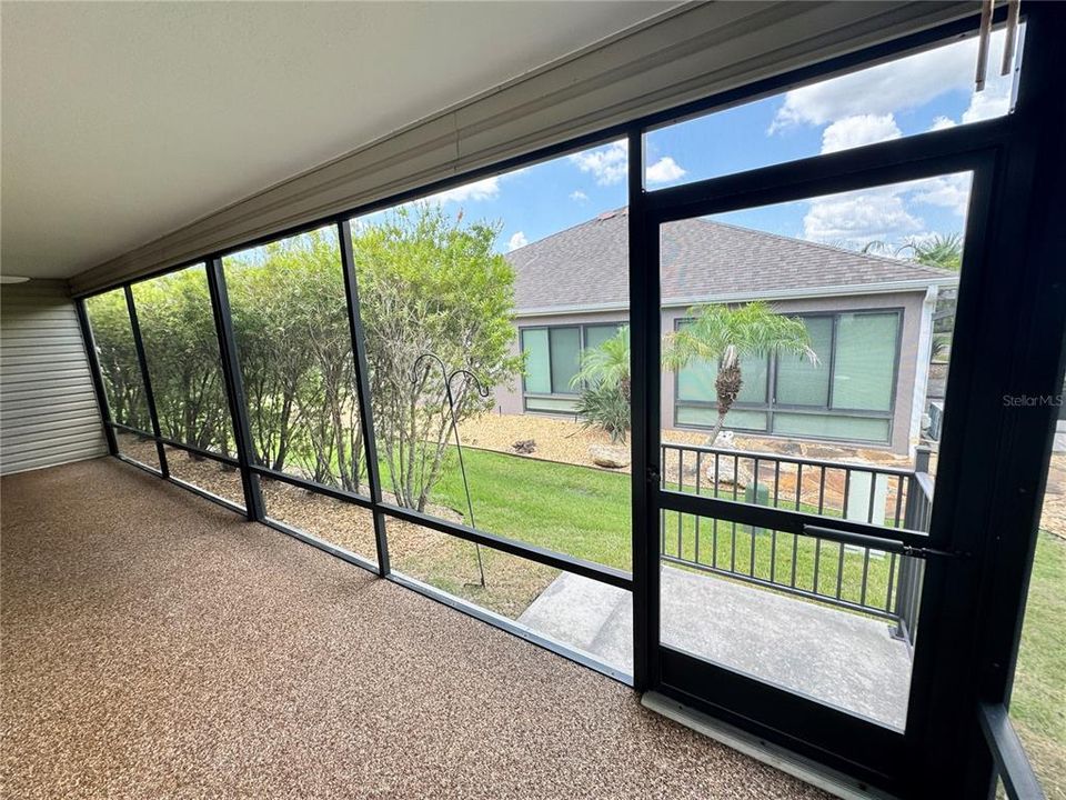 For Rent: $2,600 (3 beds, 2 baths, 1827 Square Feet)