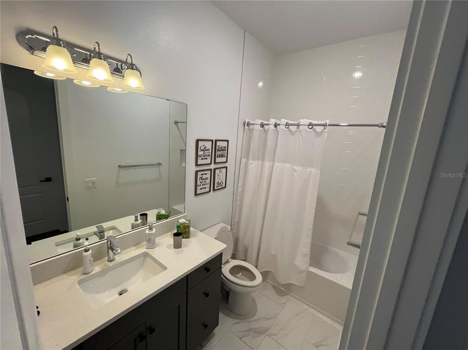 В аренду: $3,200 (3 спален, 2 ванн, 1642 Квадратных фут)