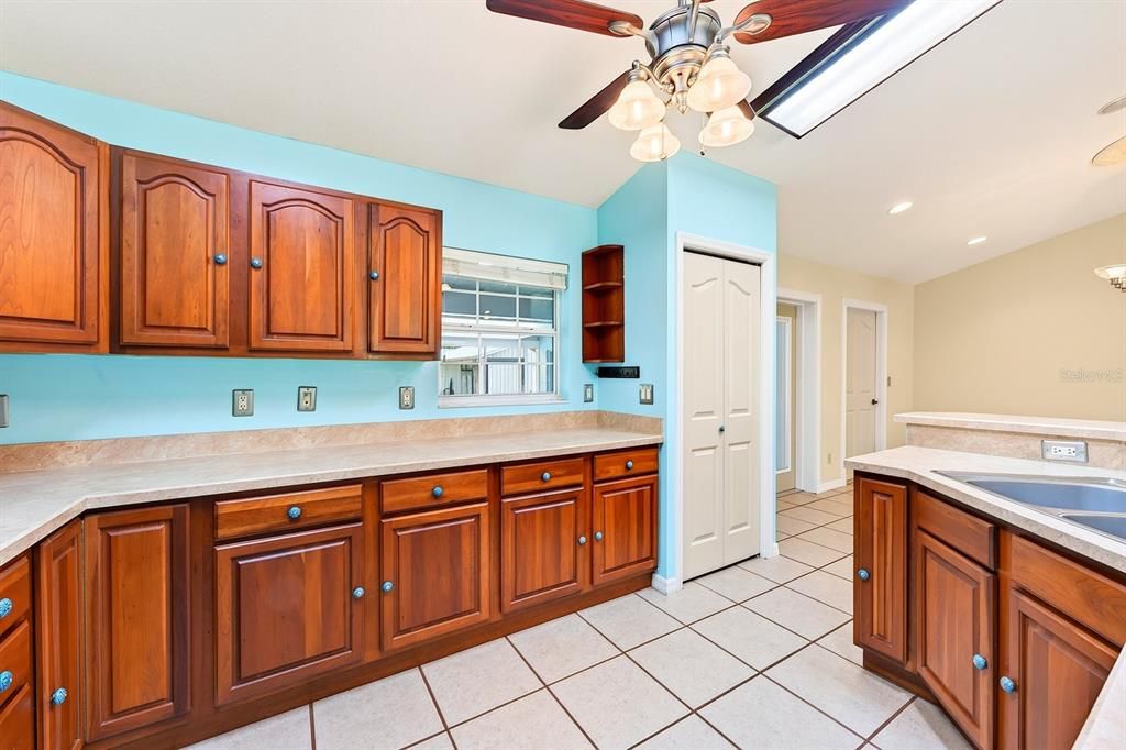 For Sale: $635,000 (3 beds, 2 baths, 1775 Square Feet)