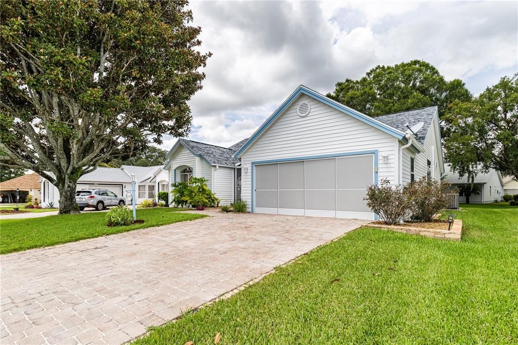 For Sale: $339,000 (2 beds, 2 baths, 1806 Square Feet)