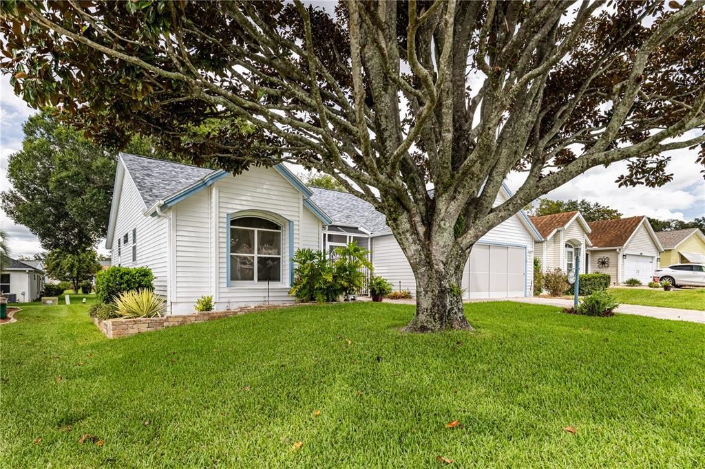For Sale: $339,000 (2 beds, 2 baths, 1806 Square Feet)