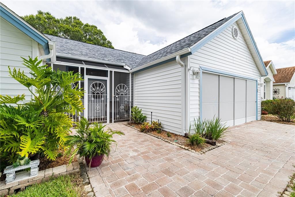 For Sale: $339,000 (2 beds, 2 baths, 1806 Square Feet)