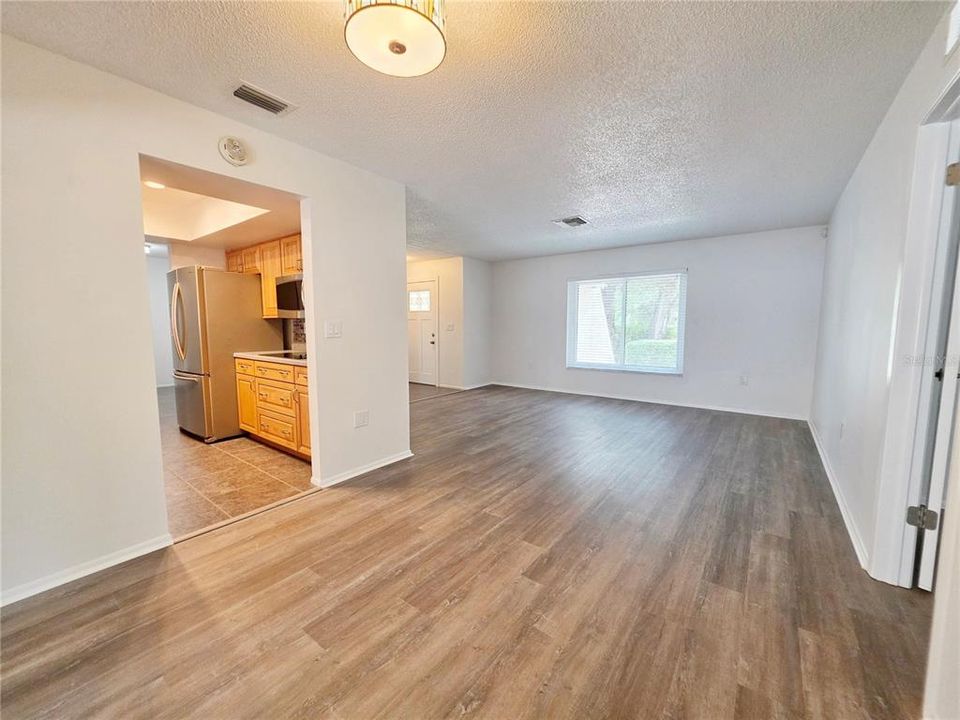В аренду: $2,950 (3 спален, 2 ванн, 1612 Квадратных фут)