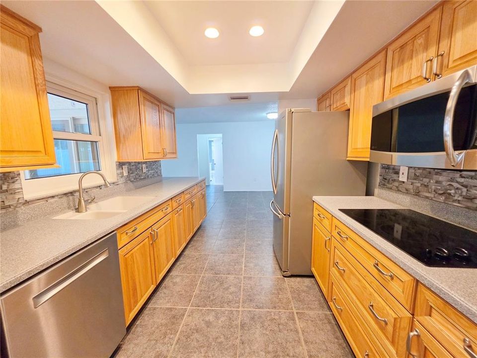 В аренду: $2,950 (3 спален, 2 ванн, 1612 Квадратных фут)