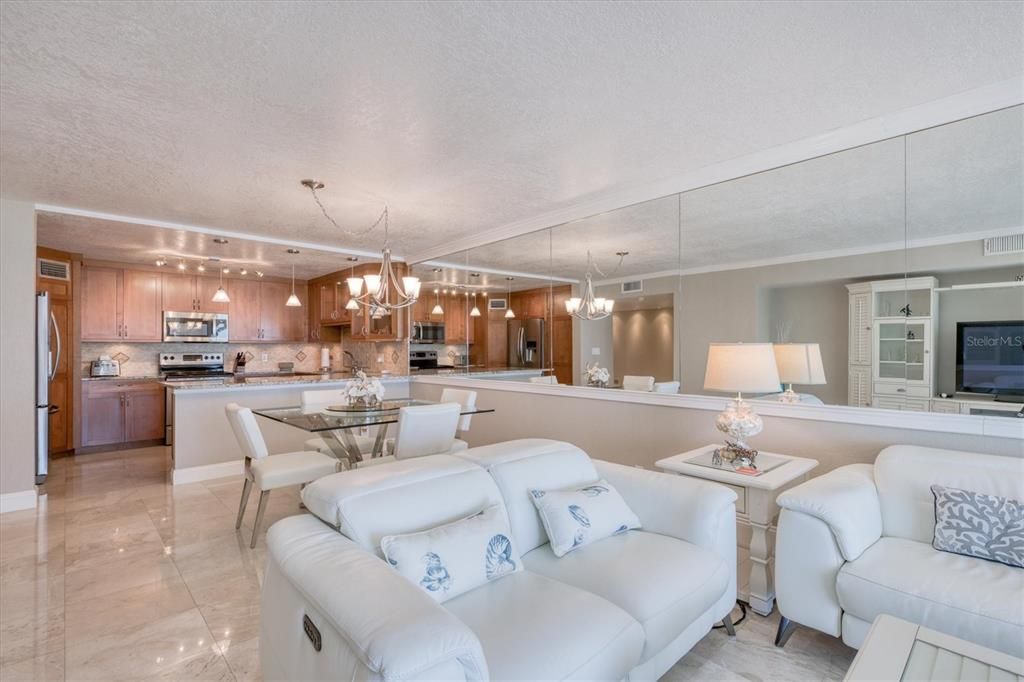Activo con contrato: $785,000 (2 camas, 2 baños, 1326 Pies cuadrados)