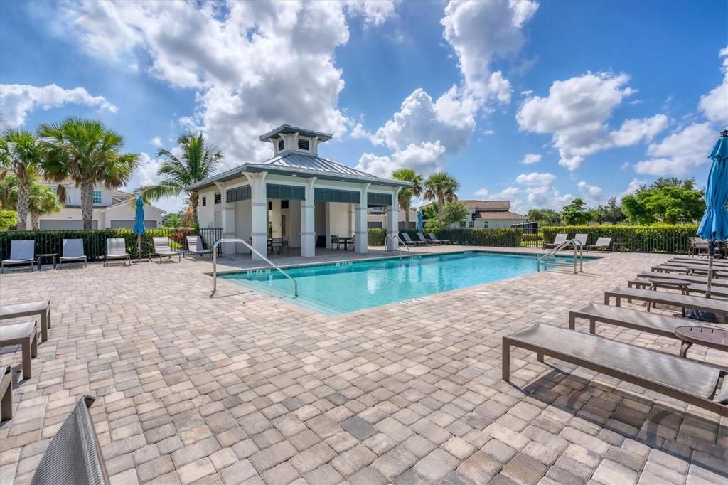 For Sale: $475,000 (3 beds, 2 baths, 2222 Square Feet)