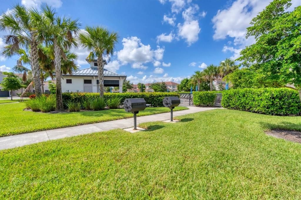 For Sale: $475,000 (3 beds, 2 baths, 2222 Square Feet)