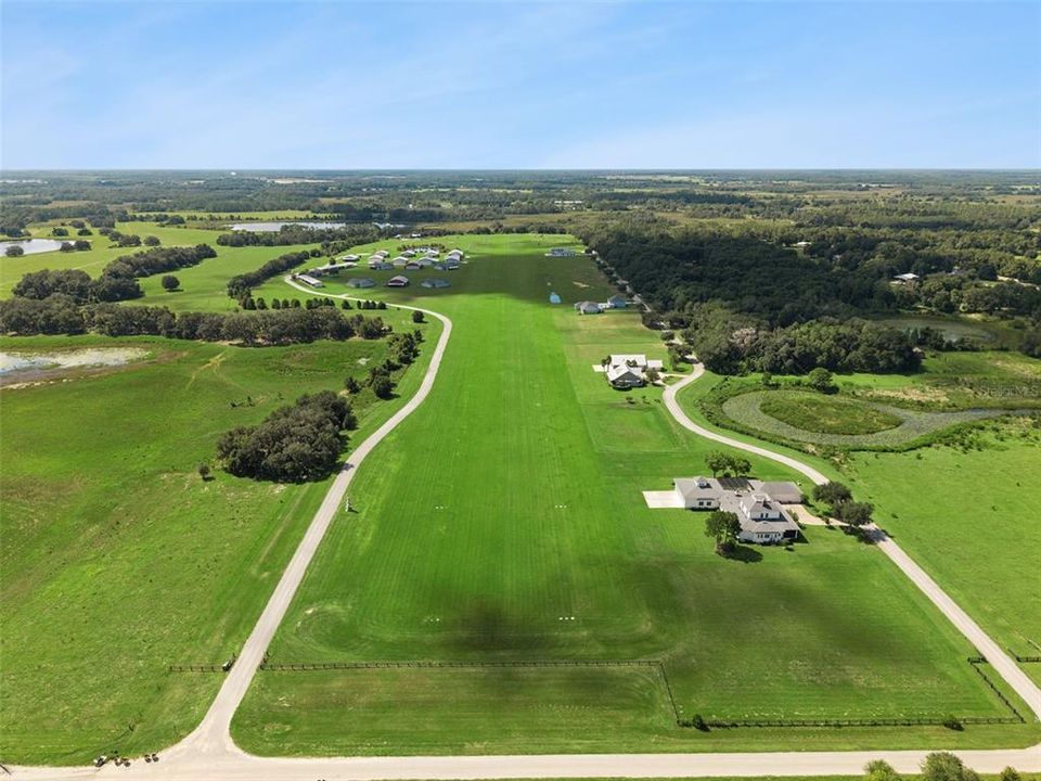 На продажу: $210,000 (3.30 acres)
