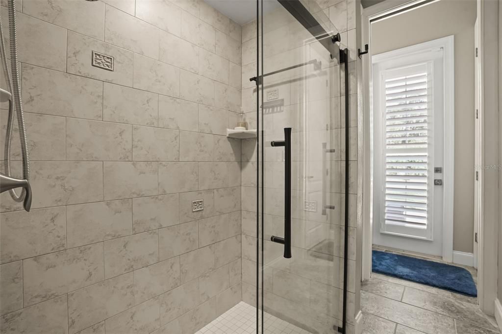 For Sale: $815,000 (4 beds, 3 baths, 3233 Square Feet)