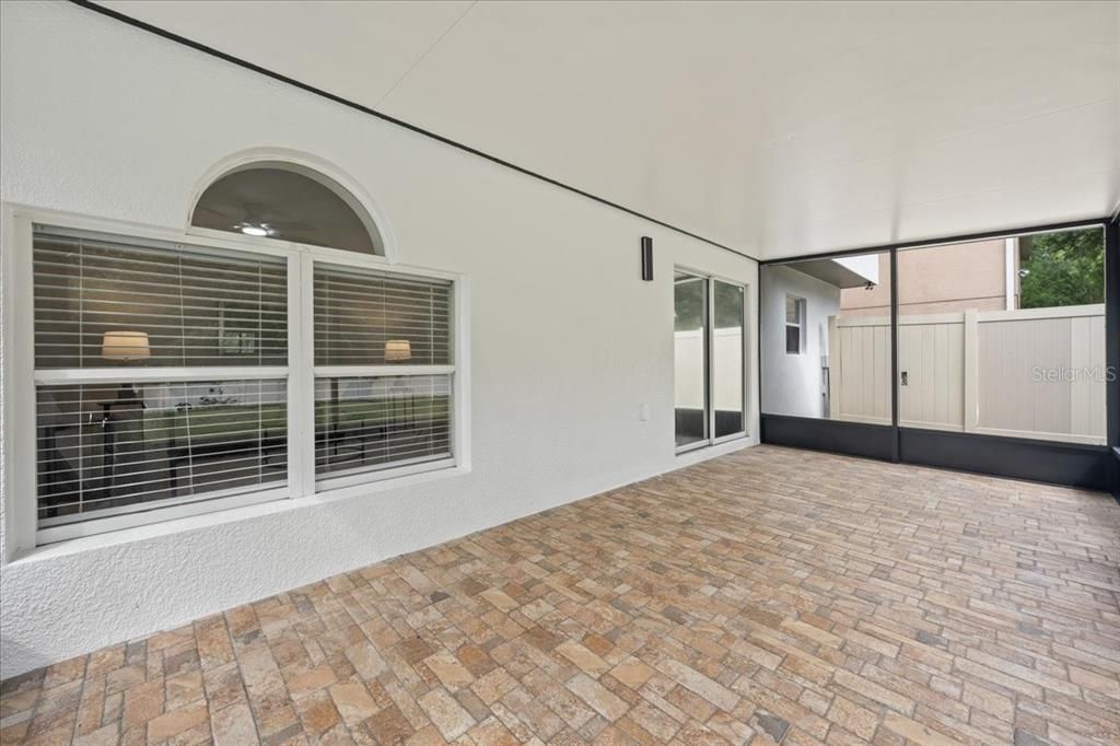 En Venta: $519,900 (5 camas, 3 baños, 2796 Pies cuadrados)