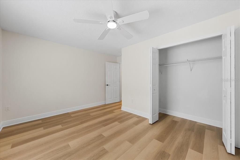 En Venta: $519,900 (5 camas, 3 baños, 2796 Pies cuadrados)