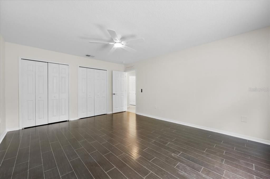 En Venta: $519,900 (5 camas, 3 baños, 2796 Pies cuadrados)