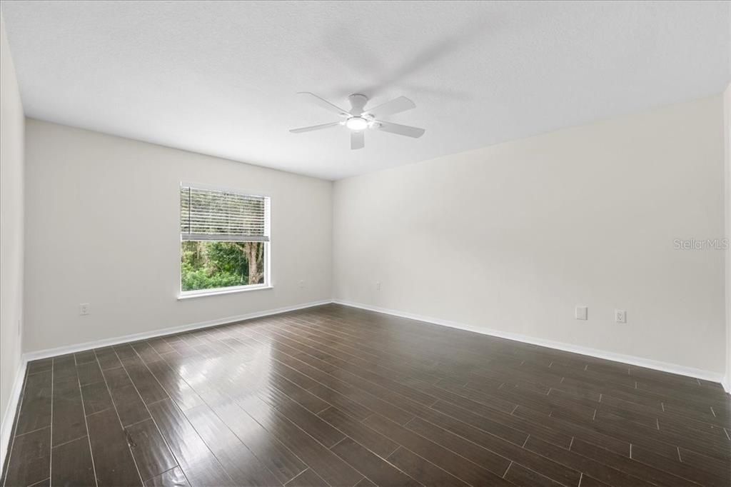 En Venta: $519,900 (5 camas, 3 baños, 2796 Pies cuadrados)