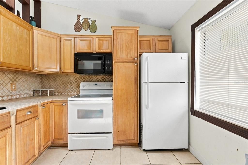 For Rent: $1,400 (2 beds, 2 baths, 1008 Square Feet)