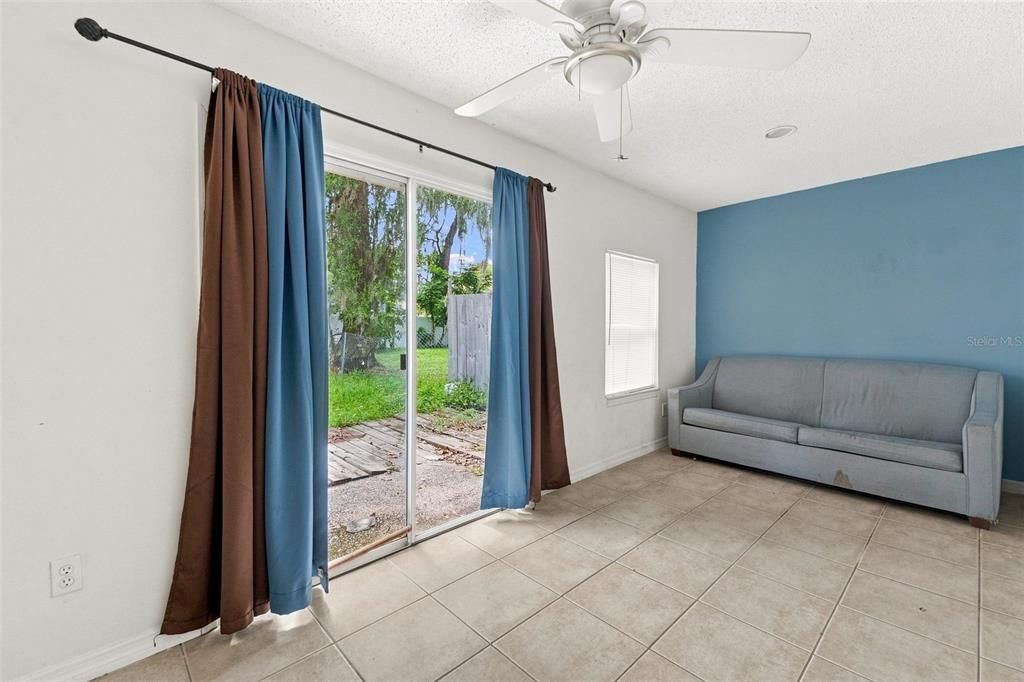 For Rent: $1,400 (2 beds, 2 baths, 1008 Square Feet)