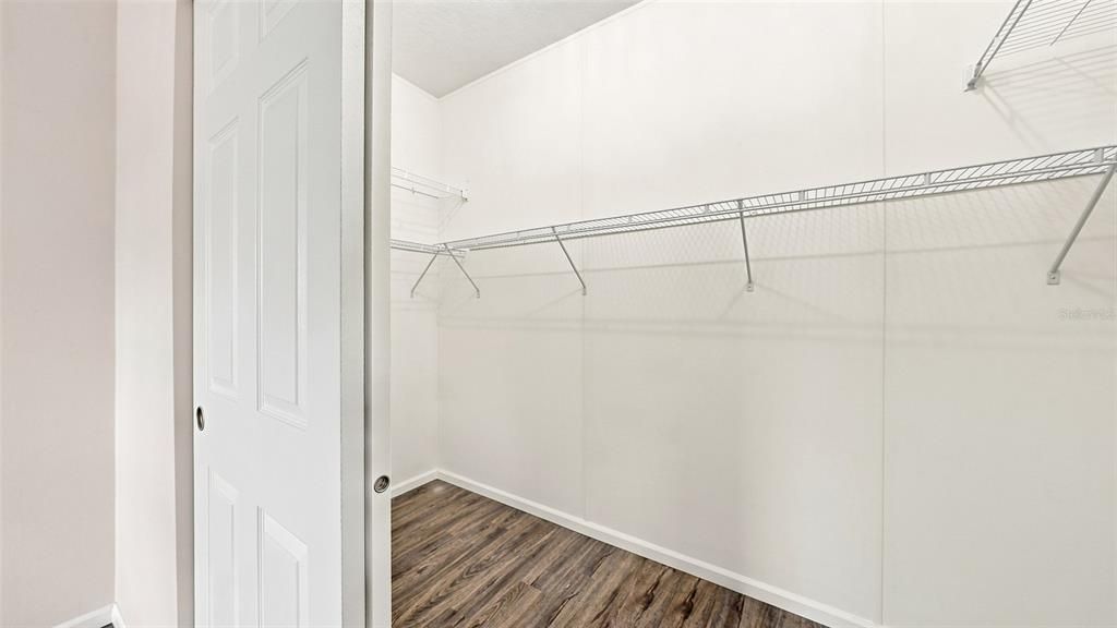 For Sale: $495,000 (2 beds, 2 baths, 1248 Square Feet)