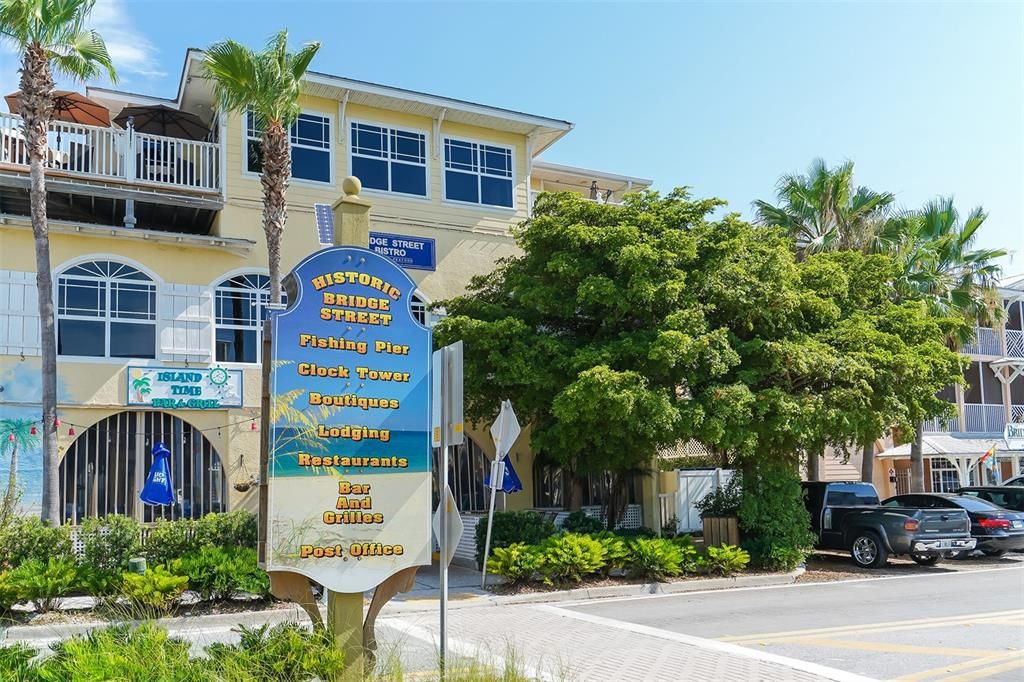 For Sale: $495,000 (2 beds, 2 baths, 1248 Square Feet)