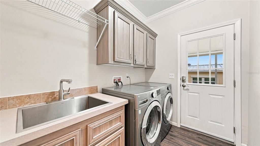 For Sale: $495,000 (2 beds, 2 baths, 1248 Square Feet)