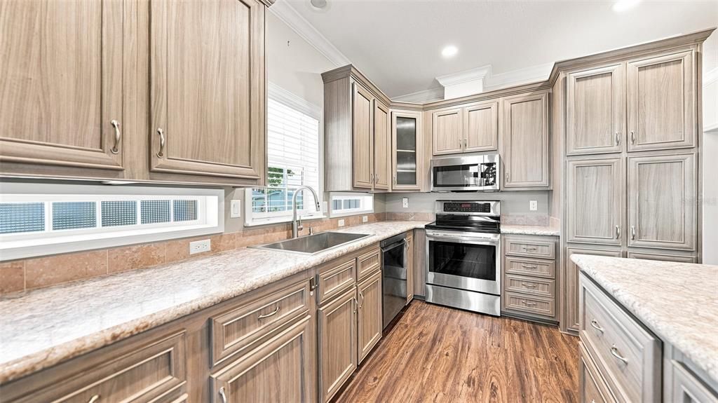 For Sale: $495,000 (2 beds, 2 baths, 1248 Square Feet)