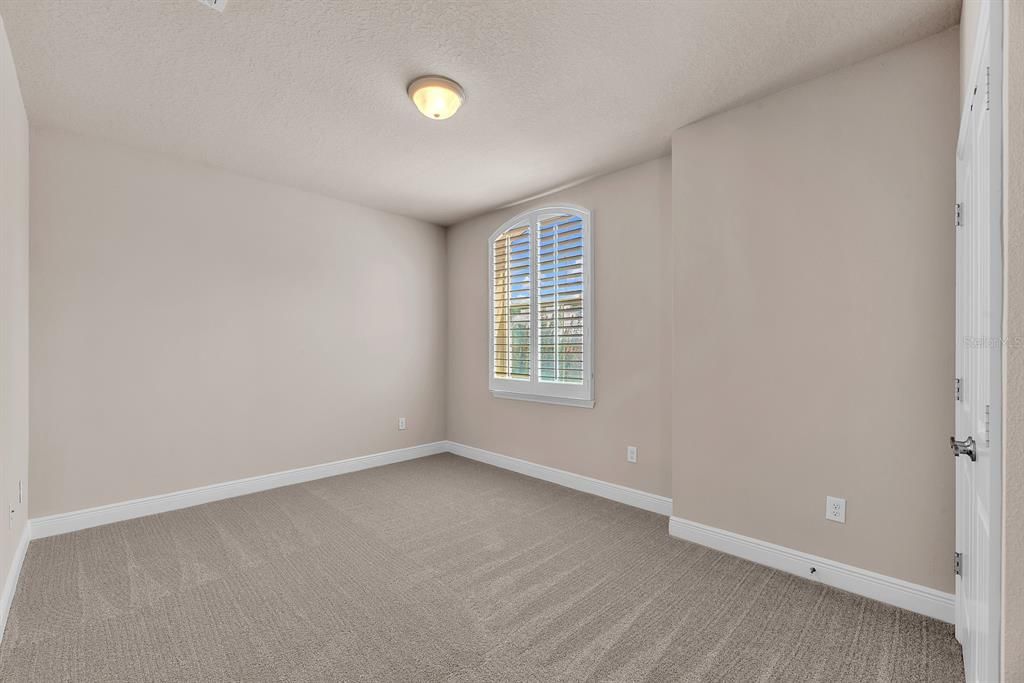 For Sale: $529,900 (4 beds, 3 baths, 2383 Square Feet)
