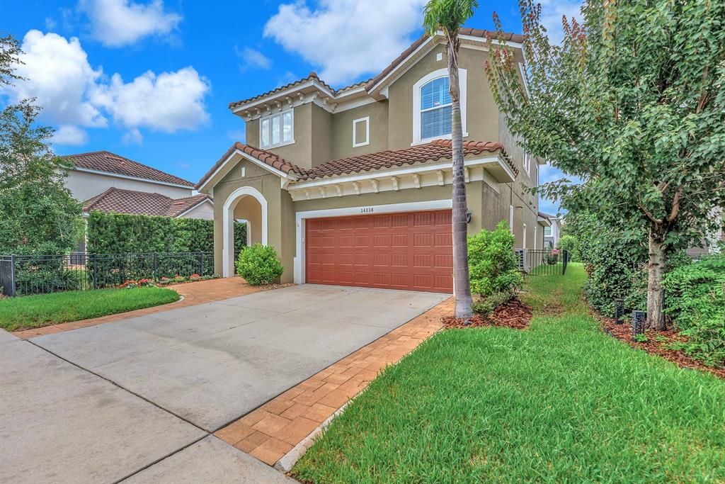 For Sale: $529,900 (4 beds, 3 baths, 2383 Square Feet)