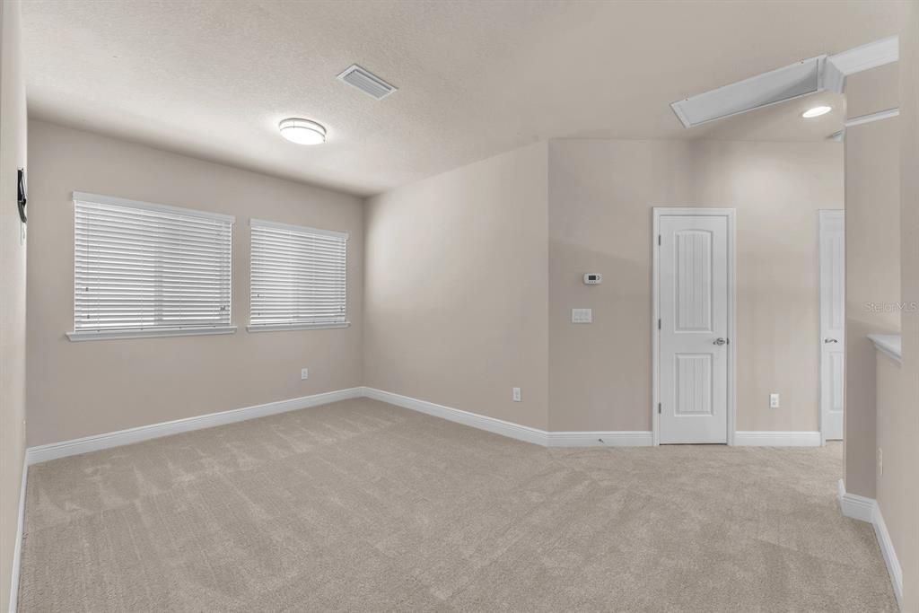 For Sale: $529,900 (4 beds, 3 baths, 2383 Square Feet)