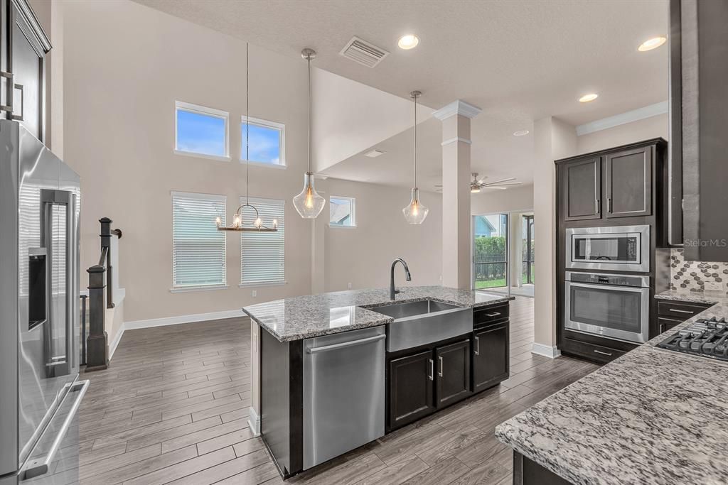 For Sale: $529,900 (4 beds, 3 baths, 2383 Square Feet)