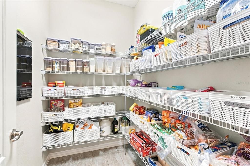 На продажу: $1,348,900 (4 спален, 3 ванн, 4000 Квадратных фут)
