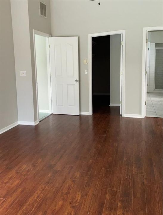 В аренду: $2,850 (4 спален, 2 ванн, 2048 Квадратных фут)