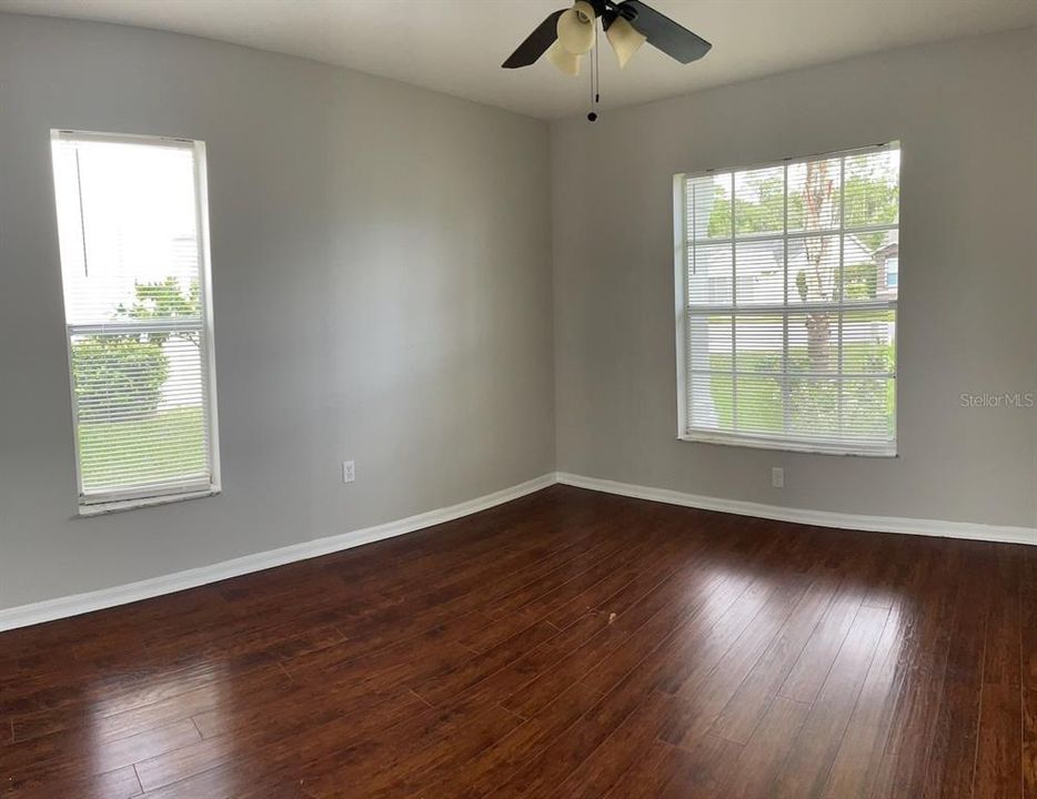 В аренду: $2,850 (4 спален, 2 ванн, 2048 Квадратных фут)
